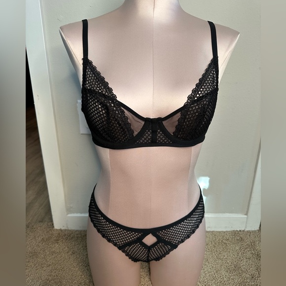 Fishnet set - Picture 2 of 4